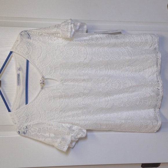 NOTATIONS White lace overlay blouse with neckline details. Size PL - Picture 1 of 4